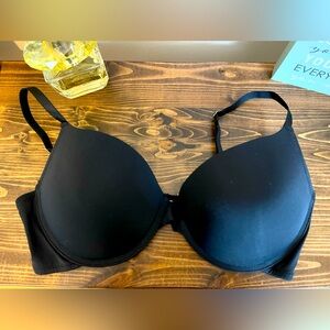 Jessica Simpson Bra